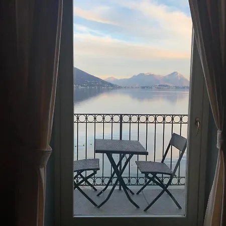 Dolce Vista, Lake Front 아파트 *